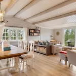 Skilodge 208 With Hot Tub By Vacation * トリシル