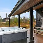 Skilodge 208 With Hot Tub By Vacation 別荘 トリシル