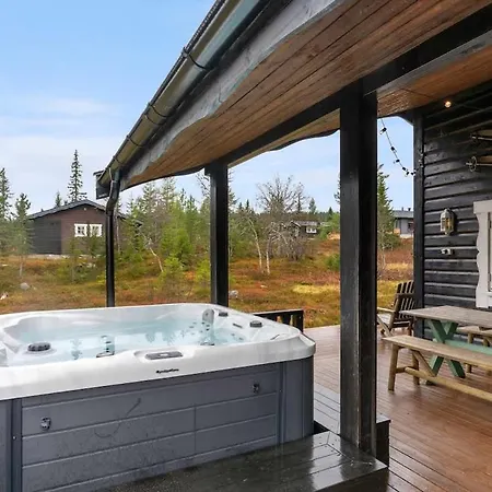 Skilodge 208 With Hot Tub By Vacation 別荘 トリシル