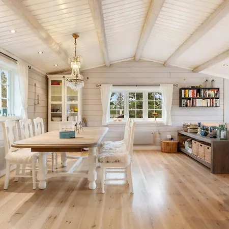 Skilodge 208 With Hot Tub By Vacation Trysil بيت للعطل Mælem